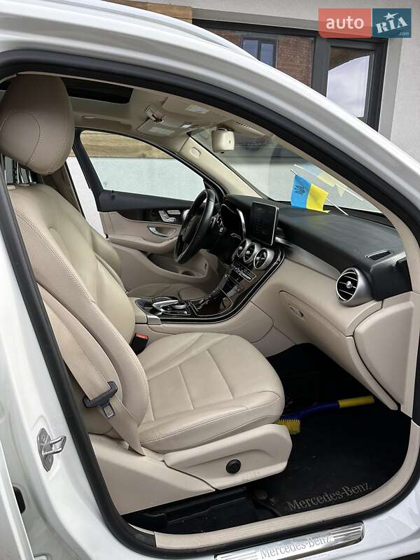 Внедорожник / Кроссовер Mercedes-Benz GLC-Class 2017 в Луцке фото 18 Внедорожник / Кроссовер Mercedes-Benz GLC-Class 2017 в Луцке