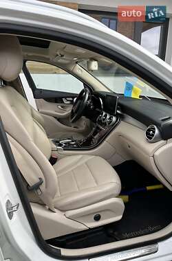 Внедорожник / Кроссовер Mercedes-Benz GLC-Class 2017 в 