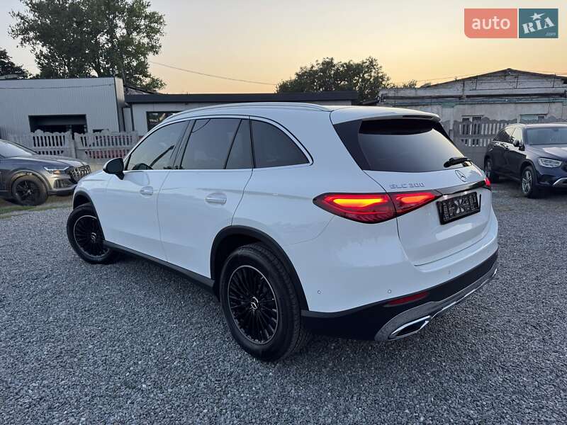 Внедорожник / Кроссовер Mercedes-Benz GLC-Class 2023 в Тернополе