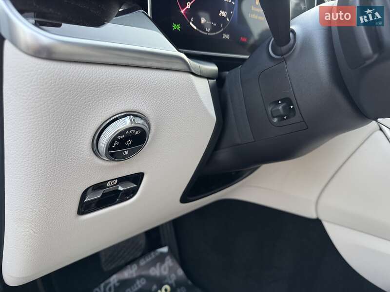 Внедорожник / Кроссовер Mercedes-Benz GLC-Class 2023 в Тернополе