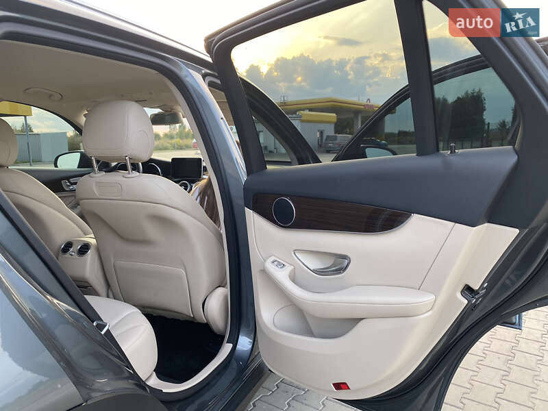 Внедорожник / Кроссовер Mercedes-Benz GLC-Class 2019 в Луцке