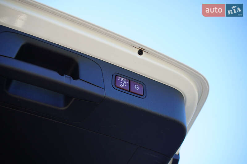 Внедорожник / Кроссовер Mercedes-Benz GLC-Class 2018 в Житомире