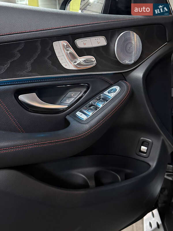 Внедорожник / Кроссовер Mercedes-Benz GLC-Class 2018 в Киеве фото 25 Внедорожник / Кроссовер Mercedes-Benz GLC-Class 2018 в Киеве