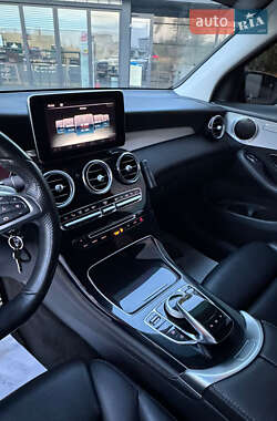Позашляховик / Кросовер Mercedes-Benz GLC-Class 2016 в 