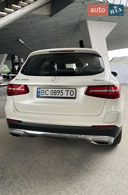Внедорожник / Кроссовер Mercedes-Benz GLC-Class 2019 в 