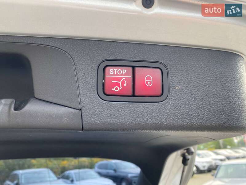 Внедорожник / Кроссовер Mercedes-Benz GLC-Class 2017 в Львове