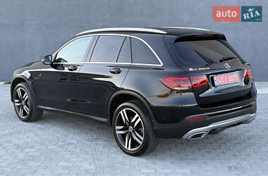 Внедорожник / Кроссовер Mercedes-Benz GLC-Class 2021 в 