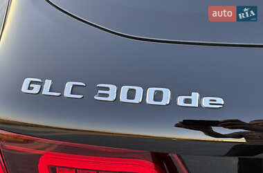 Внедорожник / Кроссовер Mercedes-Benz GLC-Class 2021 в 
