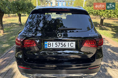 Позашляховик / Кросовер Mercedes-Benz GLC-Class 2021 в 