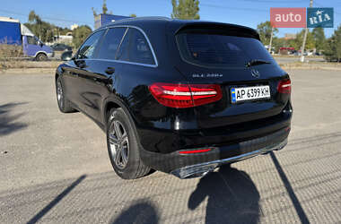 Позашляховик / Кросовер Mercedes-Benz GLC-Class 2017 в 