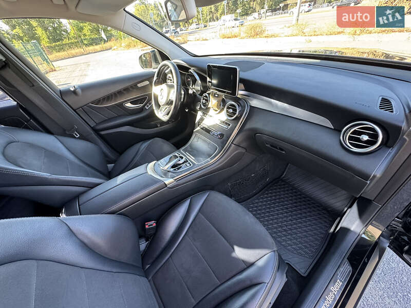 Внедорожник / Кроссовер Mercedes-Benz GLC-Class 2017 в Запорожье фото 38 Внедорожник / Кроссовер Mercedes-Benz GLC-Class 2017 в Запорожье