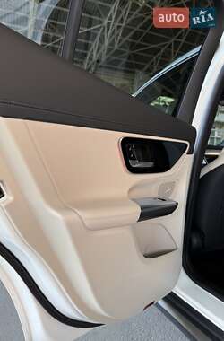 Внедорожник / Кроссовер Mercedes-Benz GLC-Class 2023 в 