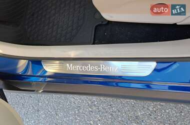 Позашляховик / Кросовер Mercedes-Benz GLC-Class 2017 в  фото 10 Позашляховик / Кросовер Mercedes-Benz GLC-Class 2017 в
