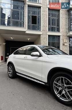 Внедорожник / Кроссовер Mercedes-Benz GLC-Class 2017 в 