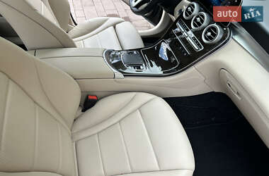 Позашляховик / Кросовер Mercedes-Benz GLC-Class 2019 в 