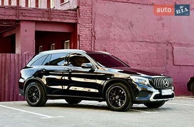 Позашляховик / Кросовер Mercedes-Benz GLC-Class 2017 в 