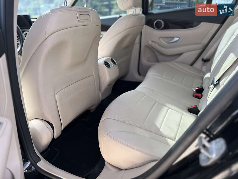 Позашляховик / Кросовер Mercedes-Benz GLC-Class 2018 в Львові