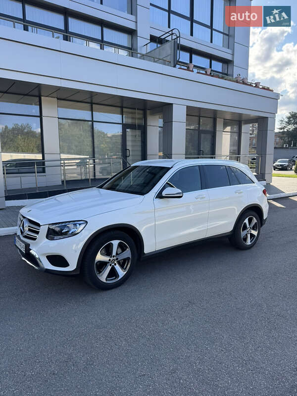 Внедорожник / Кроссовер Mercedes-Benz GLC-Class 2017 в Харькове