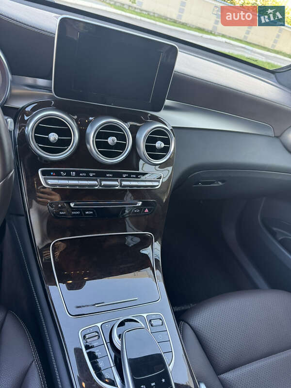 Внедорожник / Кроссовер Mercedes-Benz GLC-Class 2017 в Харькове