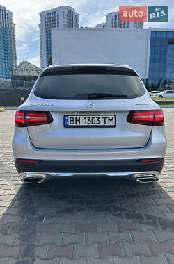 Внедорожник / Кроссовер Mercedes-Benz GLC-Class 2016 в 