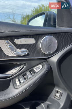 Внедорожник / Кроссовер Mercedes-Benz GLC-Class 2017 в 