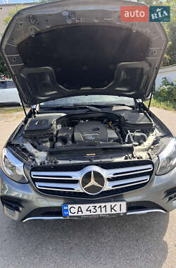 Внедорожник / Кроссовер Mercedes-Benz GLC-Class 2017 в 