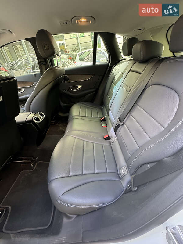 Позашляховик / Кросовер Mercedes-Benz GLC-Class 2020 в Києві