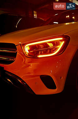Внедорожник / Кроссовер Mercedes-Benz GLC-Class 2020 в 