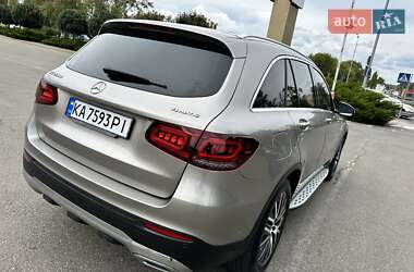 Внедорожник / Кроссовер Mercedes-Benz GLC-Class 2022 в 