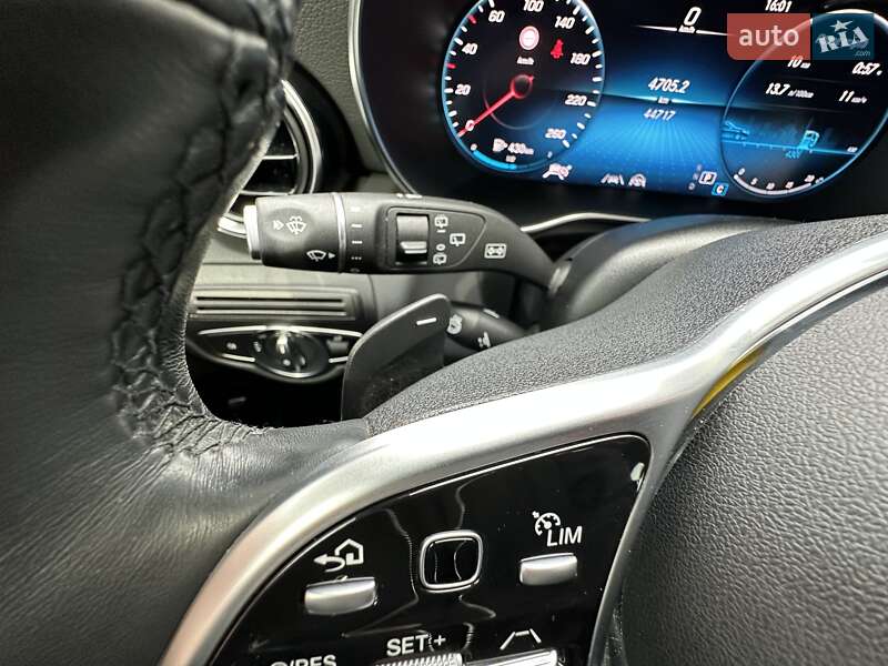 Позашляховик / Кросовер Mercedes-Benz GLC-Class 2022 в Києві