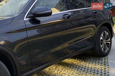 Внедорожник / Кроссовер Mercedes-Benz GLC-Class 2020 в 