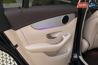 Внедорожник / Кроссовер Mercedes-Benz GLC-Class 2020 в 
