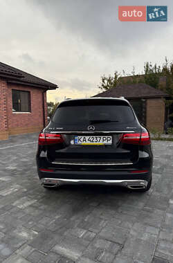 Внедорожник / Кроссовер Mercedes-Benz GLC-Class 2019 в 