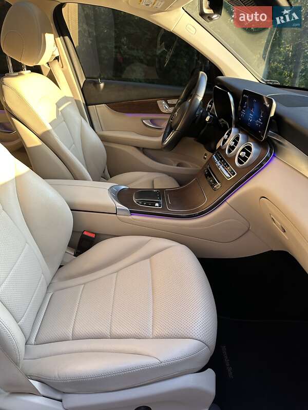 Позашляховик / Кросовер Mercedes-Benz GLC-Class 2020 в Києві