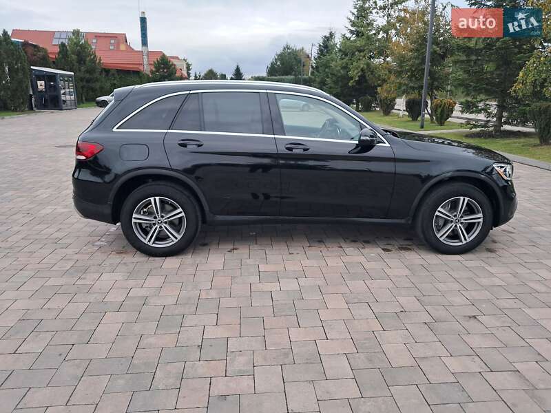 Внедорожник / Кроссовер Mercedes-Benz GLC-Class 2020 в Ивано-Франковске