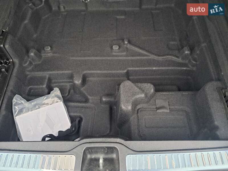 Внедорожник / Кроссовер Mercedes-Benz GLC-Class 2020 в Ивано-Франковске