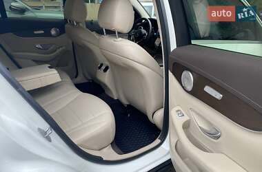Позашляховик / Кросовер Mercedes-Benz GLC-Class 2020 в 