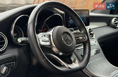Внедорожник / Кроссовер Mercedes-Benz GLC-Class 2020 в 