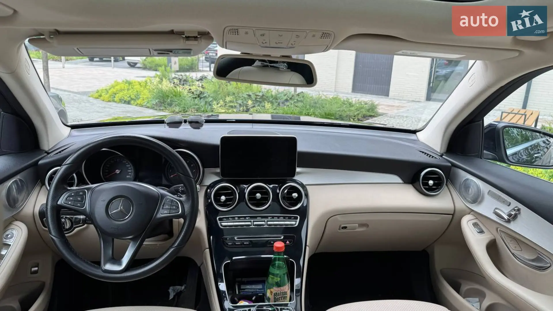 2016 Mercedes-Benz GLC - мініатюра 15
