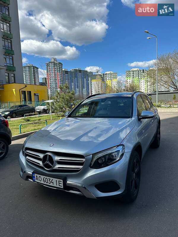 Позашляховик / Кросовер Mercedes-Benz GLC-Class 2016 в Львові фото 4 Позашляховик / Кросовер Mercedes-Benz GLC-Class 2016 в Львові