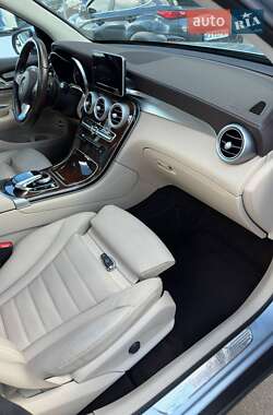 Внедорожник / Кроссовер Mercedes-Benz GLC-Class 2016 в 