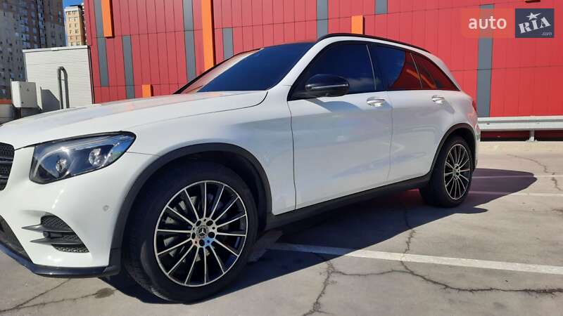Внедорожник / Кроссовер Mercedes-Benz GLC-Class 2018 в Киеве