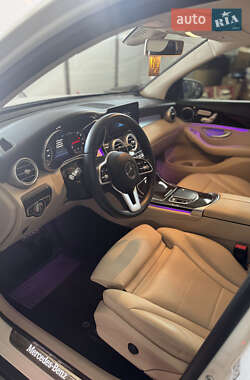 Позашляховик / Кросовер Mercedes-Benz GLC-Class 2021 в 
