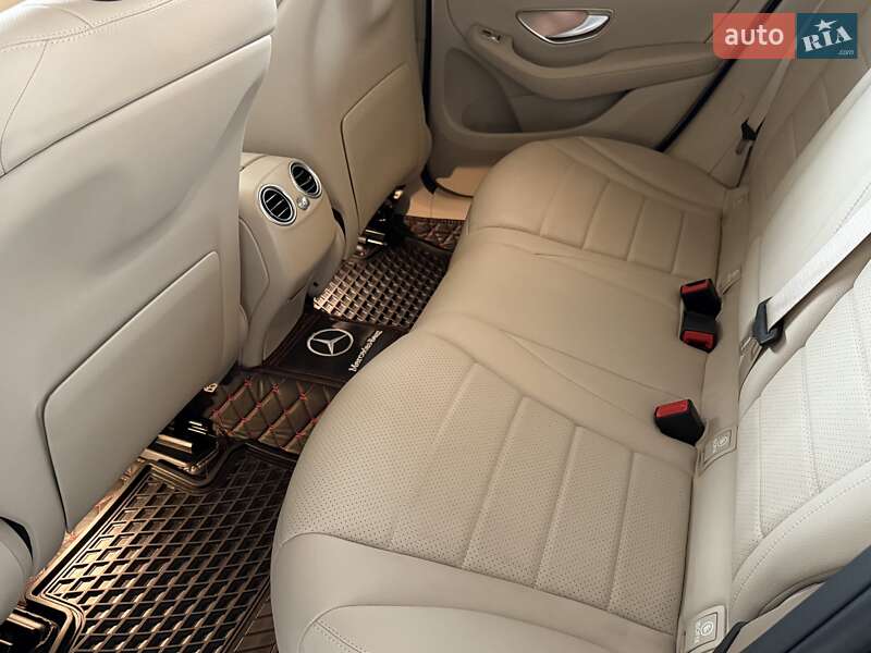 Внедорожник / Кроссовер Mercedes-Benz GLC-Class 2022 в Одессе
