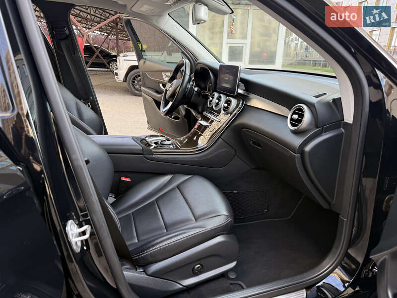 Внедорожник / Кроссовер Mercedes-Benz GLC-Class 2016 в Одессе