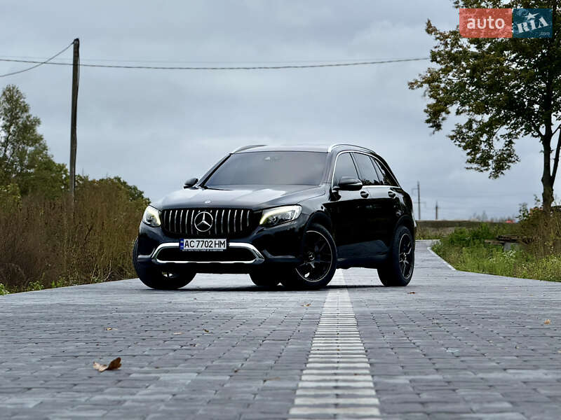 Mercedes-Benz GLC-Class 2017 Mercedes-Benz GLC-Class 2017