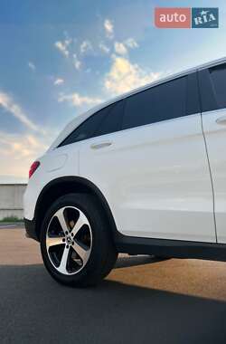 Позашляховик / Кросовер Mercedes-Benz GLC-Class 2019 в 