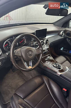 Внедорожник / Кроссовер Mercedes-Benz GLC-Class 2017 в 