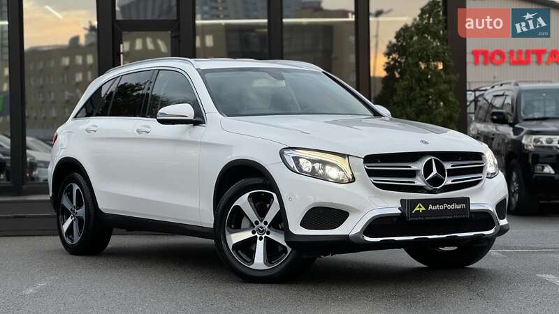 Позашляховик / Кросовер Mercedes-Benz GLC-Class 2017 в 