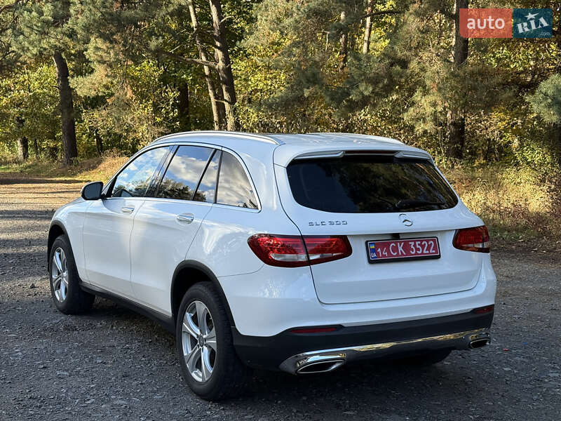 Позашляховик / Кросовер Mercedes-Benz GLC-Class 2016 в Володимирі фото 3 Позашляховик / Кросовер Mercedes-Benz GLC-Class 2016 в Володимирі